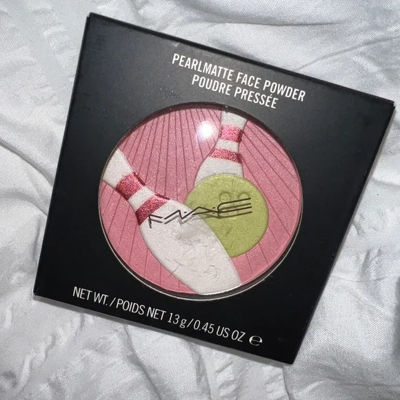 NIB MAC Pearl Matte Face Powder Bowling Trophy - Picture 4 of 12